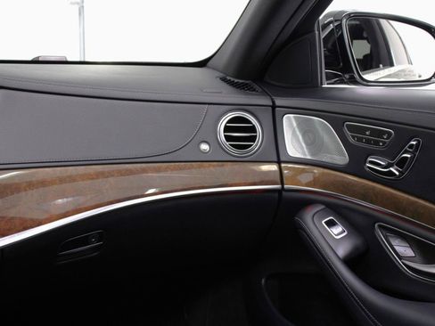 Used 2015 Mercedes-Benz S 550 Sedan image 60