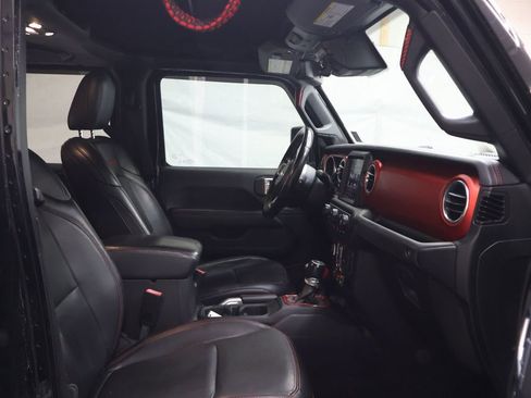 Used 2020 Jeep Gladiator Rubicon AWD/4WD image 9