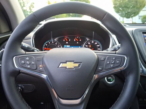 Certified 2023 Chevrolet Equinox LT image 19