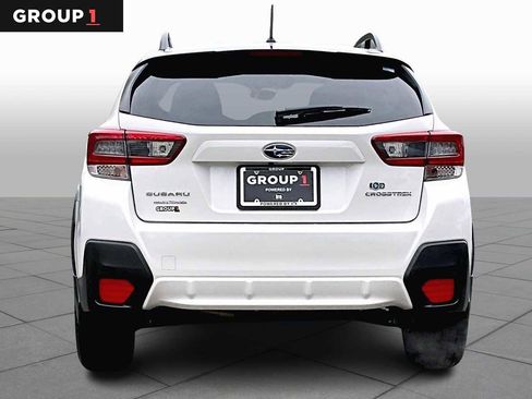 Certified 2023 Subaru Crosstrek 2.0i image 4