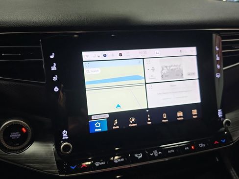 Used 2023 Jeep Wagoneer L Series II image 11