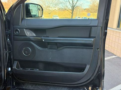Used 2018 Ford Expedition XL w/ Fleet Convenience Package image 21