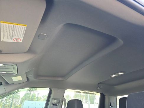 Used 2023 GMC Sierra 2500 SLE w/ SLE Value Package; image 21