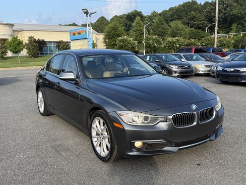 Used 2014 BMW 335i xDrive Sedan image 4