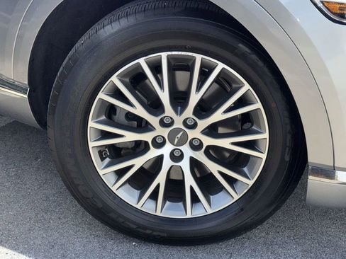 Used 2024 Genesis GV80 2.5T AWD/4WD image 19