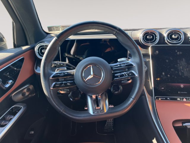 Used 2025 Mercedes-Benz GLC 43 AMG 4MATIC image 12