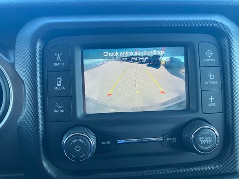 Used 2021 Jeep Wrangler Unlimited Sport AWD/4WD image 22