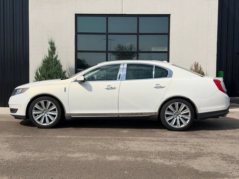 Used 2013 Lincoln MKS AWD image 2
