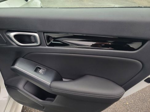 Used 2024 Honda Civic Touring image 18