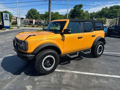 Used 2022 Ford Bronco Badlands w/ Sasquatch Package AWD/4WD image 1