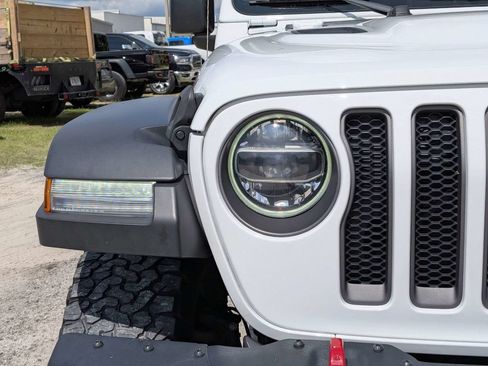 Used 2021 Jeep Wrangler Rubicon w/ Uconnect 4C Nav & Sound Group AWD/4WD image 10