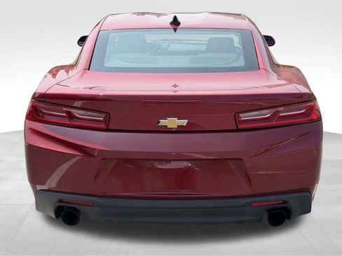 Used 2017 Chevrolet Camaro LT RWD image 6