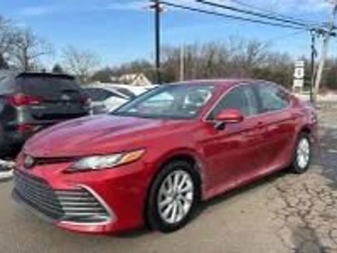 Used 2023 Toyota Camry LE FWD image 1