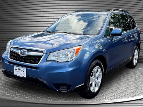 Used 2015 Subaru Forester 2.5i Premium w/ All-Weather Package AWD/4WD image 3