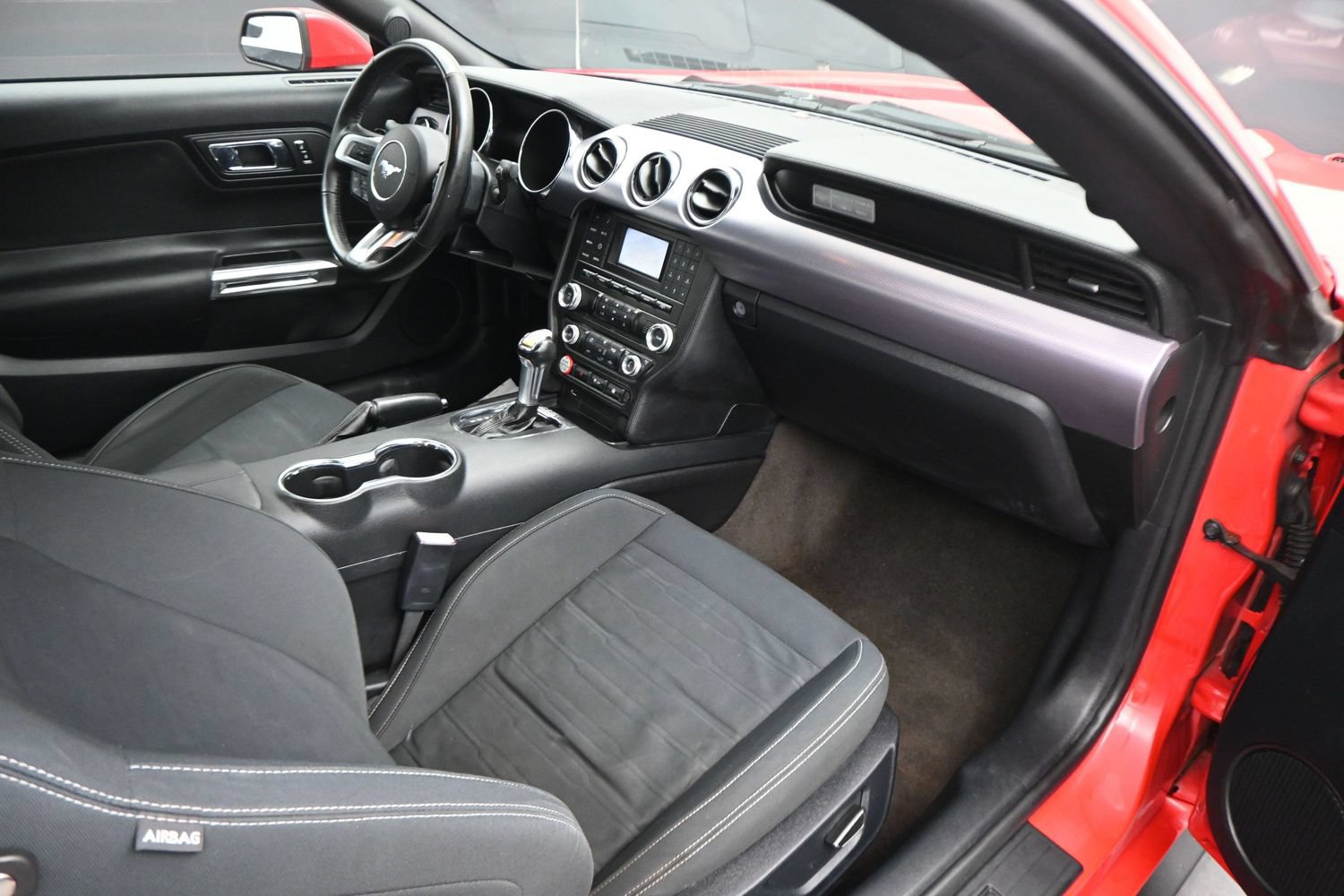 Used 2015 Ford Mustang GT RWD image 14