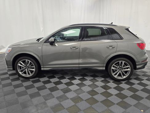 Certified 2025 Audi Q3 2.0T Premium w/ Convenience Package image 3