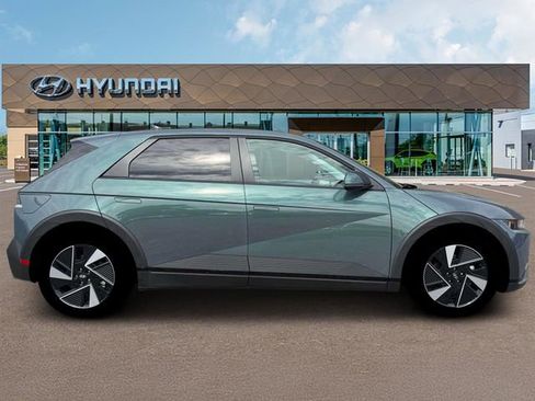 New 2026 Hyundai Ioniq 5 SE AWD/4WD image 9