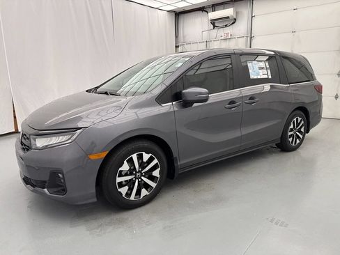 New 2026 Honda Odyssey EX-L image 3