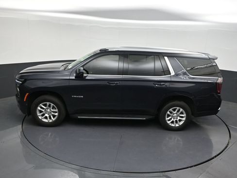 Used 2025 Chevrolet Tahoe LS RWD image 18