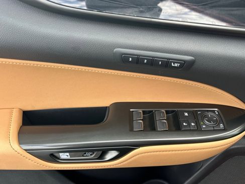 Certified 2022 Lexus NX 350h AWD image 8