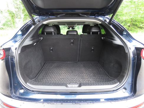 Used 2021 MAZDA CX-30 AWD 2.5 S w/ Premium Package image 17