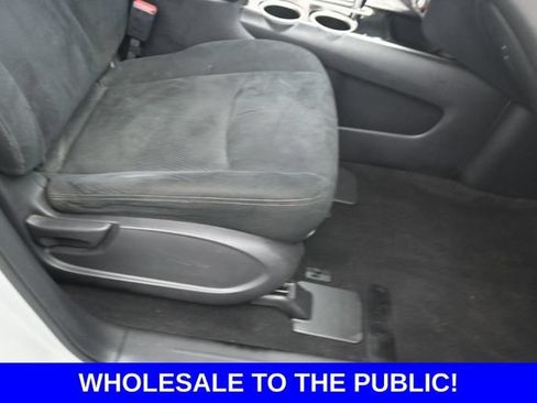 Used 2014 Nissan Pathfinder SV FWD image 32