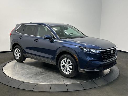 Certified 2025 Honda CR-V LX image 2