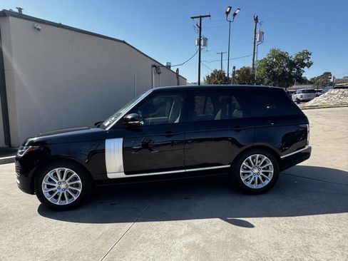 Used 2019 Land Rover Range Rover HSE AWD/4WD image 3