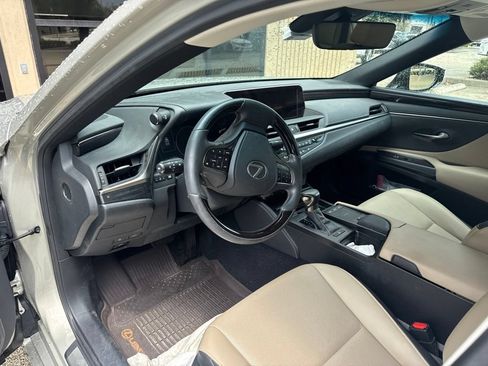 Used 2020 Lexus ES 350 w/ Premium Package FWD image 18