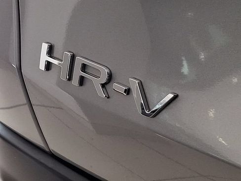 Used 2023 Honda HR-V LX image 30