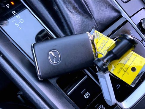 Used 2025 MAZDA CX-50 2.5 Hybrid w/ Weather Package image 14