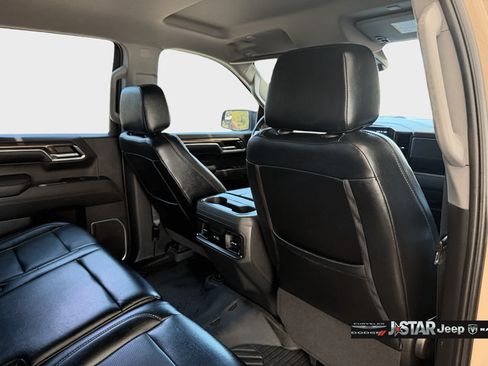 Used 2023 Chevrolet Silverado 1500 LT Trail Boss AWD/4WD image 25