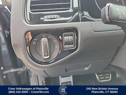 Used 2018 Volkswagen GTI SE w/ SE Leather Package FWD image 39