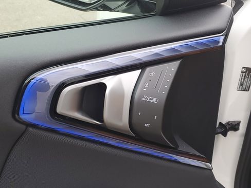 New 2026 BMW X3 M50 w/ Premium Package image 7