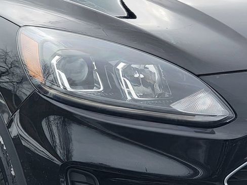 Certified 2022 Ford Escape SE image 16