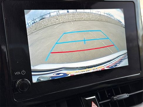 Used 2024 Toyota Corolla LE image 21