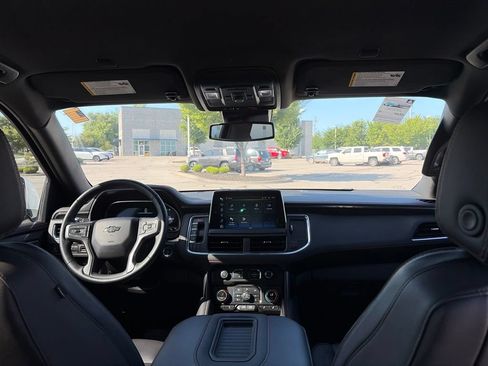 Used 2024 Chevrolet Suburban RST w/ Luxury Package AWD/4WD image 38