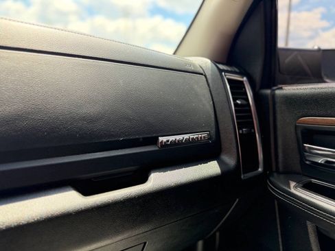 Used 2015 RAM 1500 Laramie AWD/4WD image 52