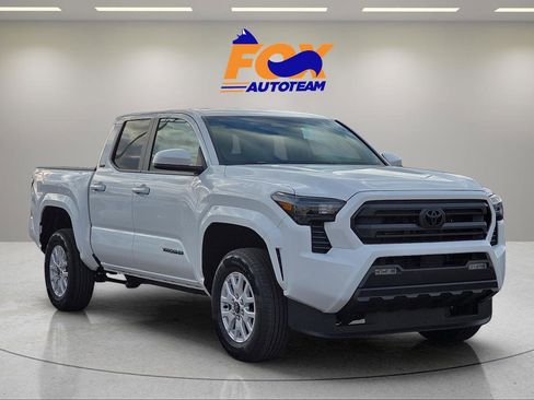 New 2026 Toyota Tacoma SR5 image 7