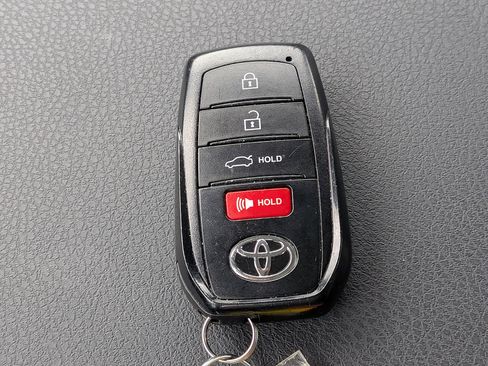 Used 2025 Toyota Camry LE FWD image 25