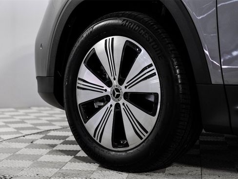 Used 2023 Mercedes-Benz EQB 250+ image 57