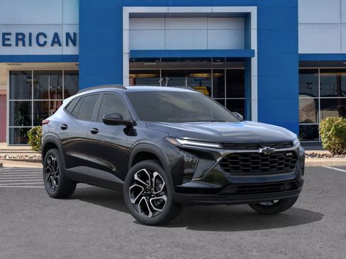 New 2026 Chevrolet Trax RS w/ Driver Confidence Package FWD image 6