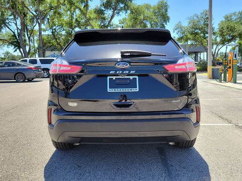 Certified 2024 Ford Edge SE AWD/4WD image 9