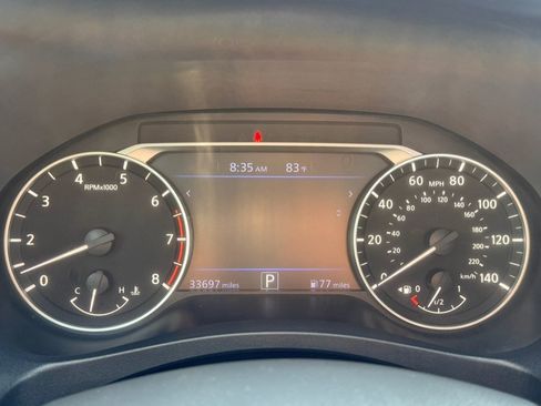 Used 2025 Nissan Altima 2.5 SV FWD image 19