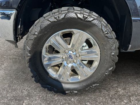 Used 2019 Ford F150 XLT w/ Equipment Group 302A Luxury image 8