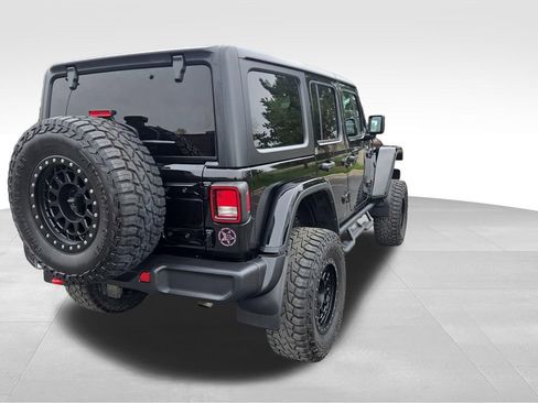 Used 2023 Jeep Wrangler Unlimited Rubicon w/ Cold Weather Group AWD/4WD image 11