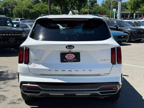 Used 2021 Kia Sorento EX AWD/4WD image 11