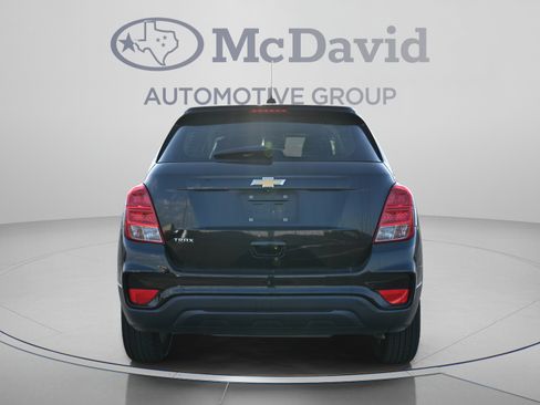 Used 2019 Chevrolet Trax LS FWD image 6