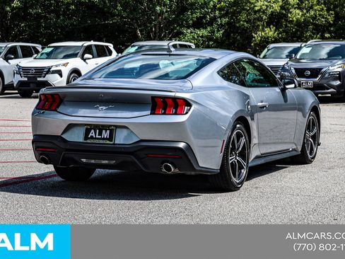 Used 2025 Ford Mustang Premium RWD image 6