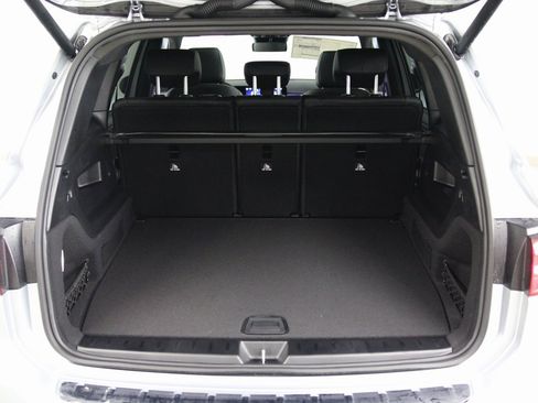 New 2026 Mercedes-Benz GLB 250 4MATIC image 18